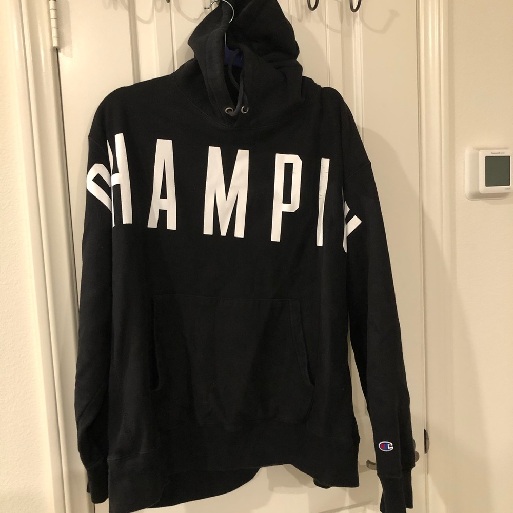 Moving sale: Champion premium Hoodie 2XL